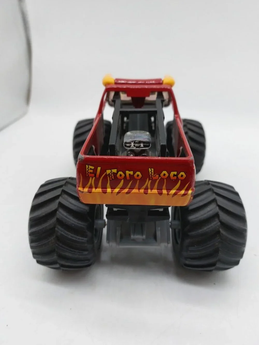 Hot Wheels Monster Jam El Toro Loco Bull Dark Red Yellow 1:64 Scale